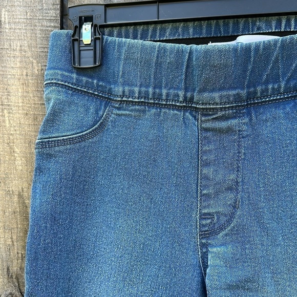 Old Navy Super Skinny Mid Rise Jegging Jean size 2 - Picture 4 of 8